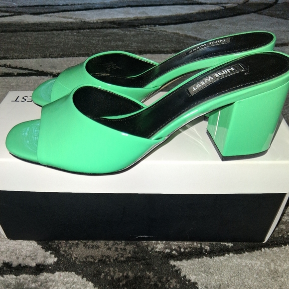 NIB Nine West Ferris Light Green Size 6 Block Heel Sandals! - Picture 10 of 15